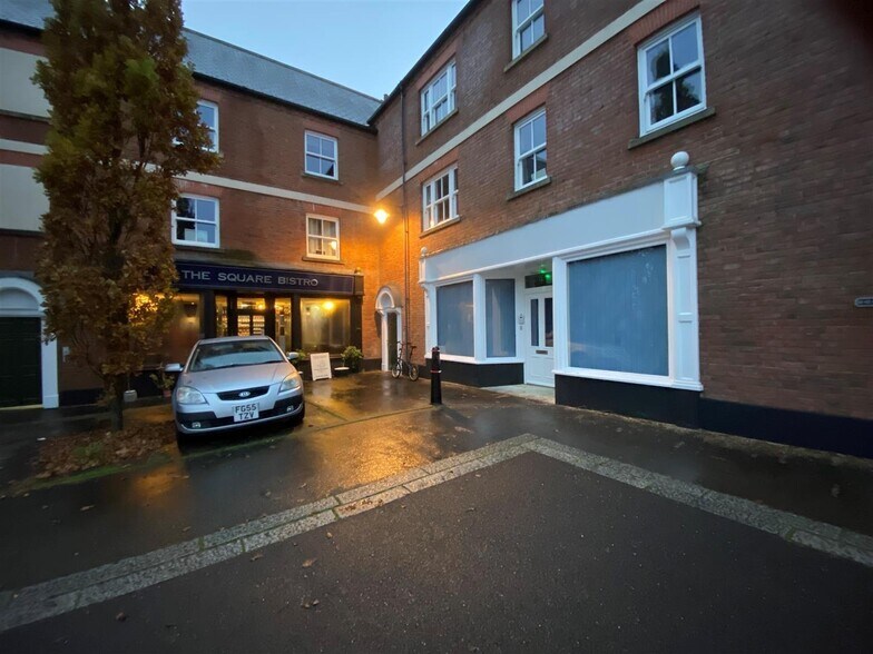 1-14 Challacombe Sq, Dorchester à louer - Photo de l’immeuble – Image 2 sur 2