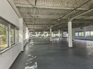 9 Avenue Du Canada, Les Ulis à louer Photo intérieure– Image 2 sur 14