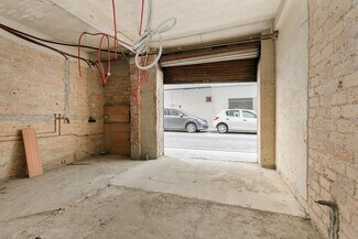 Plus de détails pour Calle Tierra del Fuego, 1-1, Granada - Local commercial à vendre