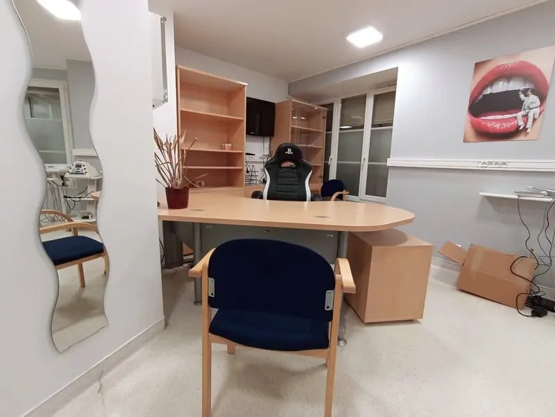 Bureau dans Le Plessis-Pâté à vendre Photo de l’immeuble– Image 1 sur 7
