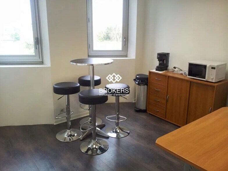 Bureau dans Avignon à louer - Photo intérieure – Image 2 sur 3