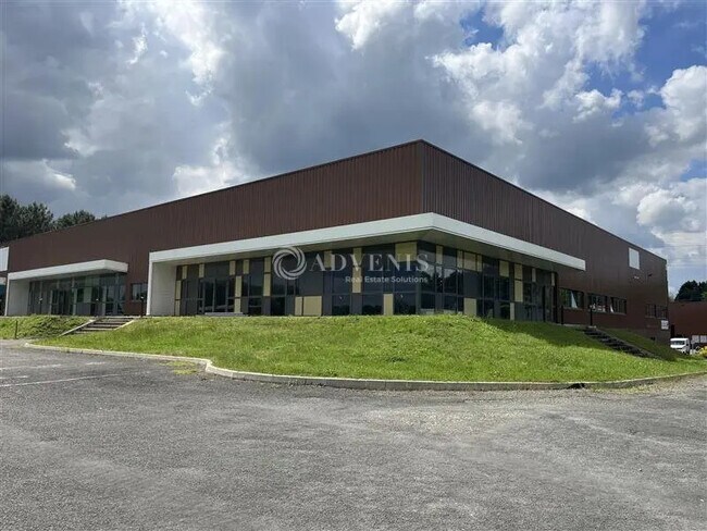 Plus de détails pour Local commercial à louer