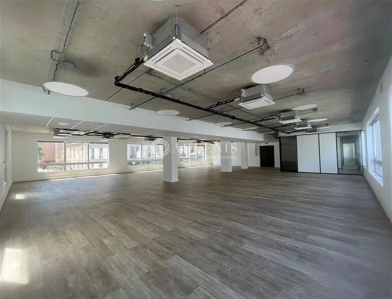 Bureau dans Saint-Ouen-sur-Seine à louer - Photo intérieure – Image 2 sur 10