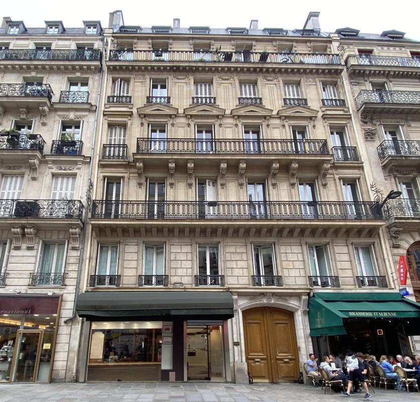 Local commercial dans Paris à louer Photo de l’immeuble– Image 1 sur 8