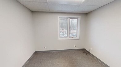 110 S Hager Ave, Barrington, IL à louer - Vidéo sur l’annonce professionnelle 