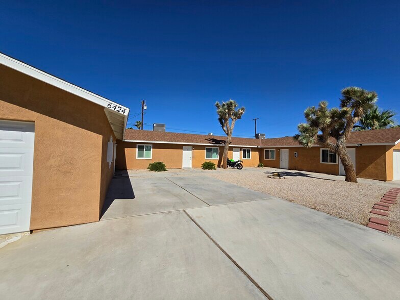 Twentynine Palms Portfolio portefeuille de 2 biens à vendre sur LoopNet.fr - Photo de l’immeuble – Image 3 sur 30