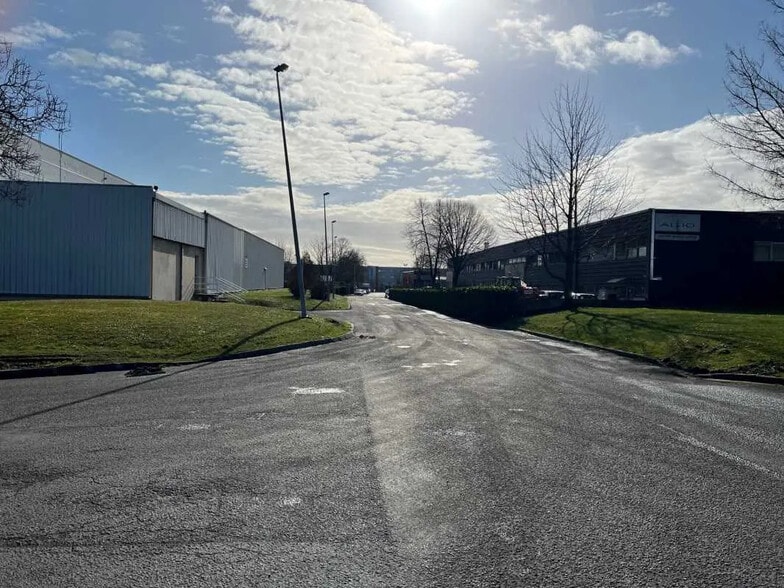 38 Rue Marcel Paul, Tremblay-en-France à louer - Photo de l’immeuble – Image 3 sur 8