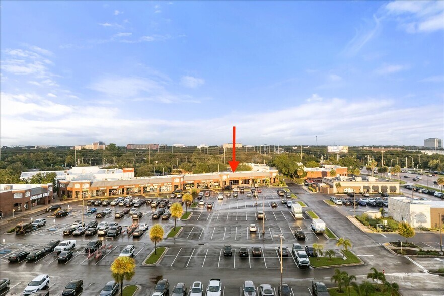 2602-2772 E Fowler Ave, Tampa, FL à louer - Photo de l’immeuble – Image 3 sur 4