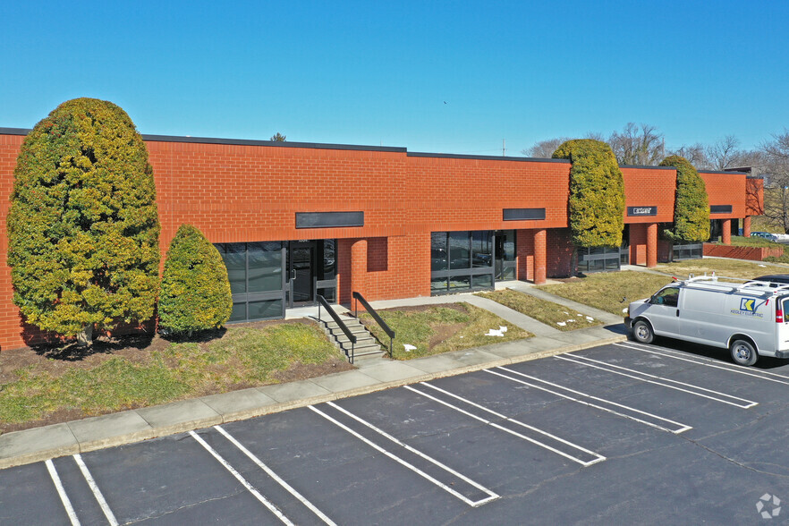 1302-1338 Plantation Rd NE, Roanoke, VA à louer - Photo principale – Image 3 sur 8