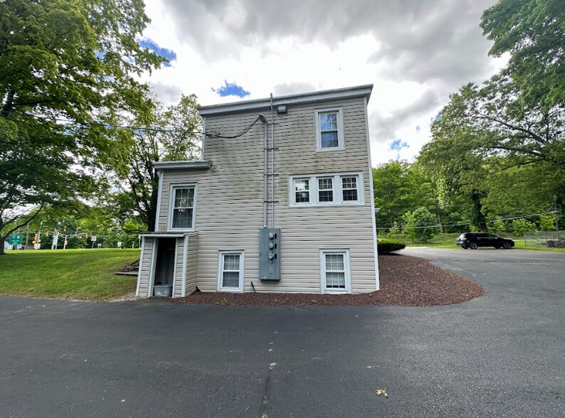 2840 NJ-23 Rt, Newfoundland, NJ à vendre - Photo de l’immeuble – Image 2 sur 11