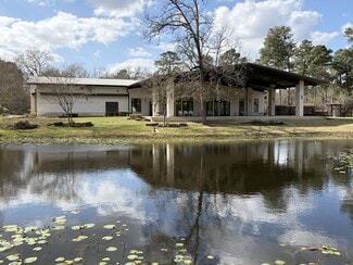 Plus de détails pour 25566 Bradbury Dr, Hockley, TX - Spécialisé à vendre