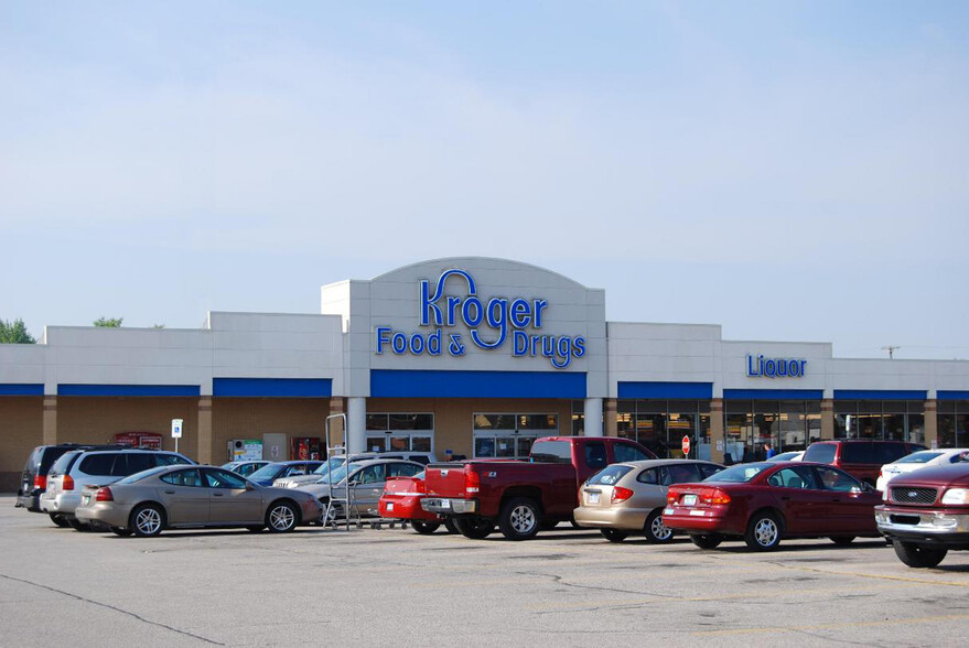2960 Center Ave, Essexville, MI à louer - Photo principale – Image 1 sur 4