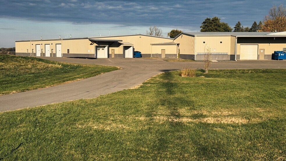 701-709 Jefferson Ave SW, Watertown, MN à louer - Photo de l’immeuble – Image 2 sur 18