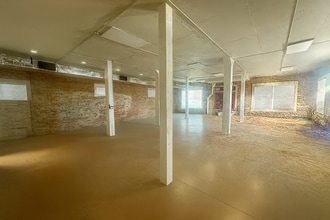 921 Donald Lee Hollowell Pkwy NW, Atlanta, GA à louer Photo intérieure– Image 1 sur 1