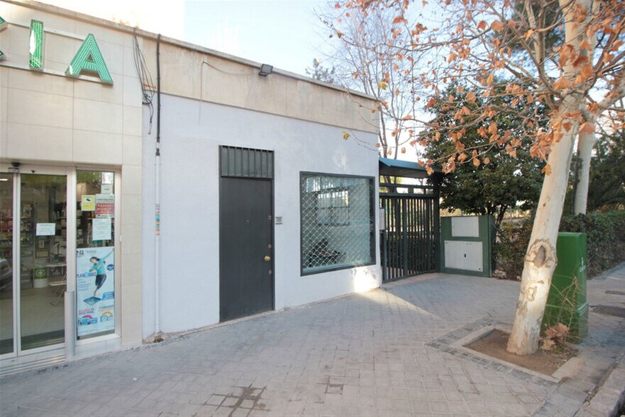Local commercial dans Madrid, Madrid à louer - Photo principale – Image 1 sur 7