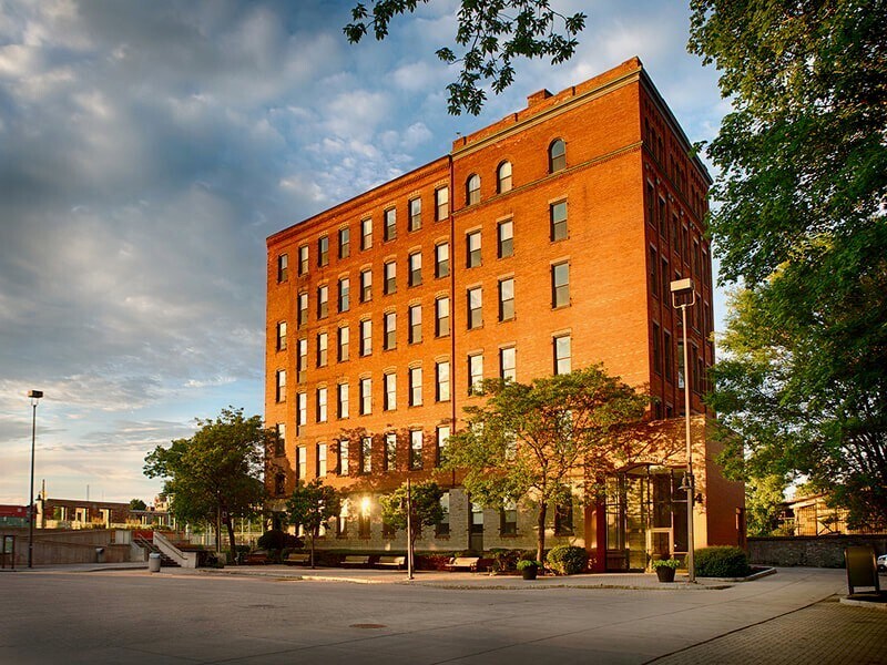 4 Commercial St, Rochester, NY à louer Photo de l’immeuble– Image 1 sur 17