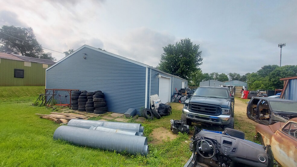 1146 Old Ralston Rd, Machesney Park, IL à vendre - Photo de l’immeuble – Image 3 sur 7