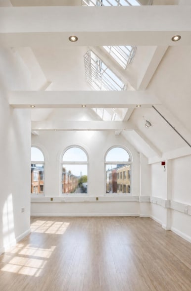 16 Greville St, Londres à vendre - Photo intérieure – Image 3 sur 7