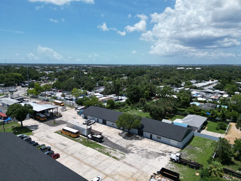 5601 Haines Rd, Saint Petersburg, FL à louer - Photo de l’immeuble – Image 1 sur 8