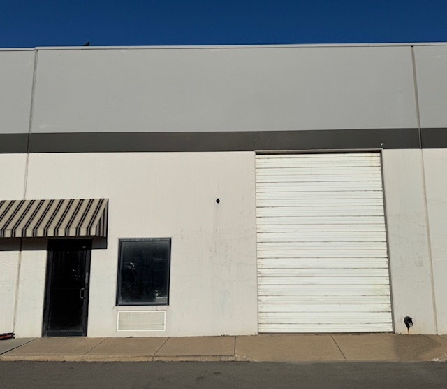 230 Cutler Dr, North Salt Lake, UT à vendre - Photo de l’immeuble – Image 1 sur 11
