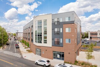 Plus de détails pour 2077 Ridge Ave, Philadelphia, PA - Bureau/Local commercial à louer