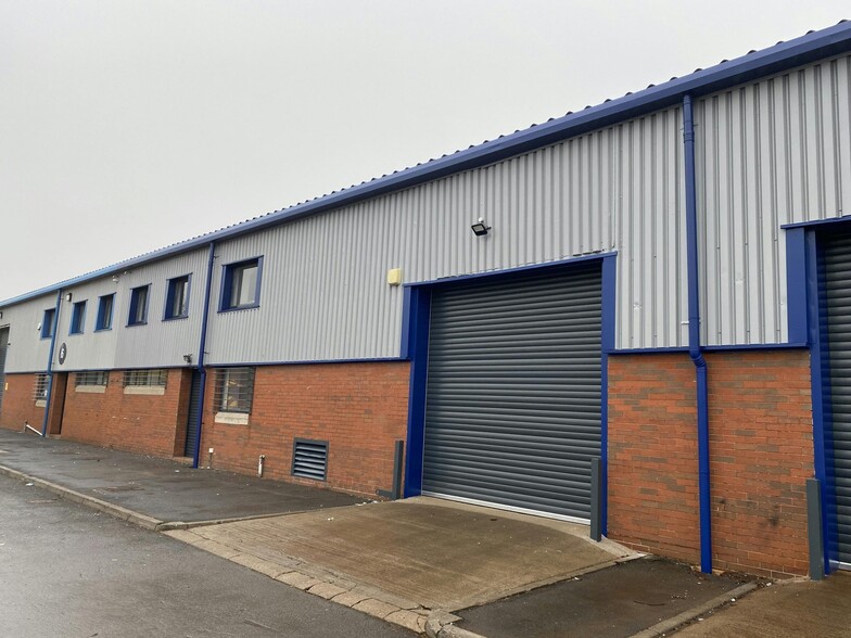 Heads Of The Valley Industrial Estate, Rhymney à louer - Photo de l’immeuble – Image 3 sur 3