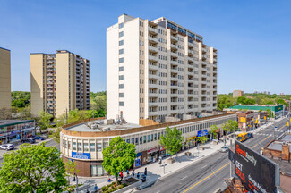 Plus de détails pour 1920 Weston Rd, Toronto, ON - Local commercial à louer