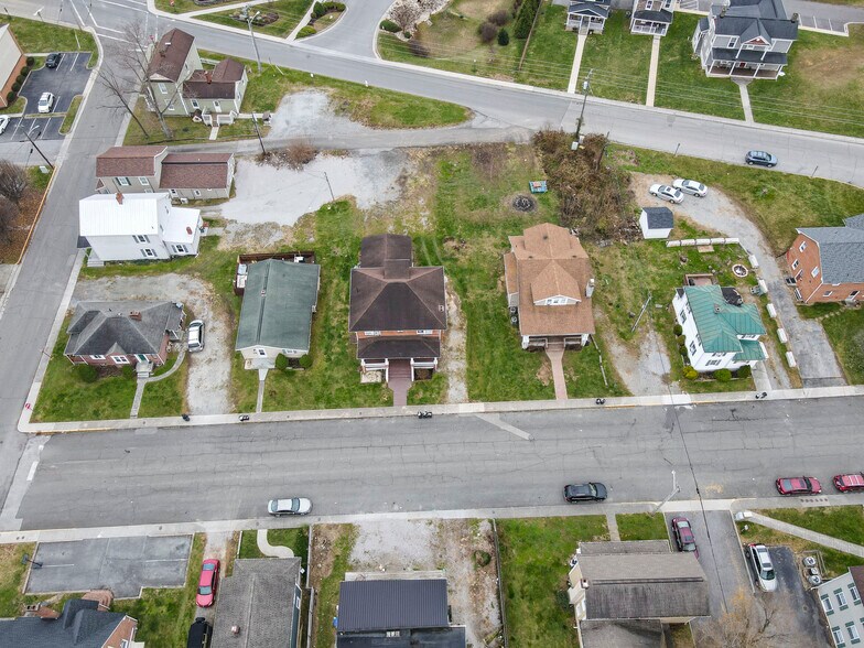 1201 Fairfax St, Radford, VA à vendre - Photo de l’immeuble – Image 2 sur 38