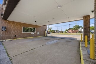 Plus de détails pour 14121 Doctor Martin Luther King Jr Dr, Dolton, IL - Local commercial à vendre