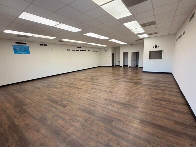 475-477 Haywood Rd, Greenville, SC à louer - Photo de l’immeuble – Image 2 sur 7