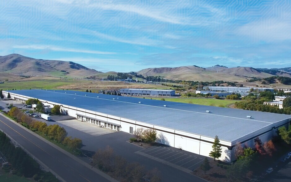 5195 Fermi Dr, Fairfield, CA à louer - Photo de l’immeuble – Image 1 sur 11