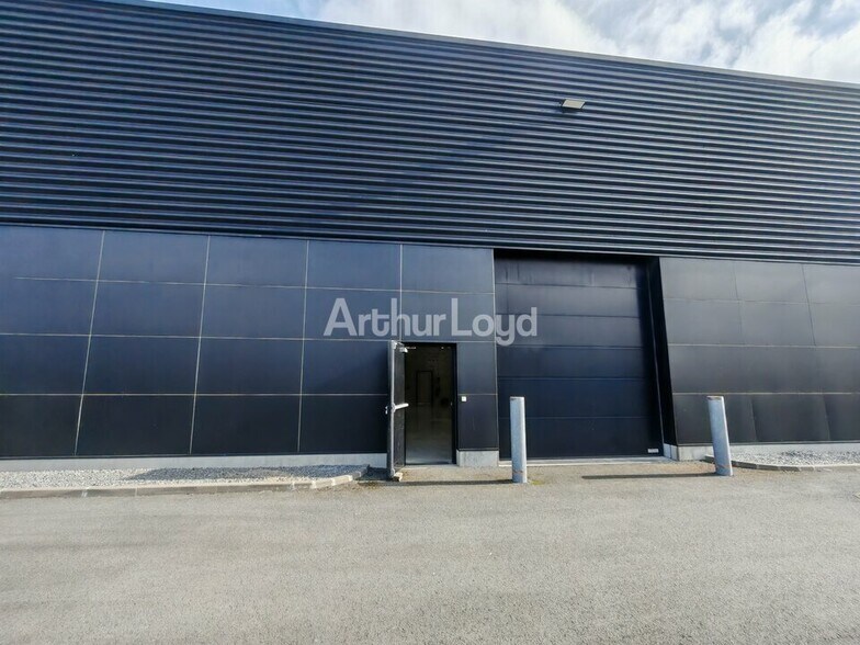 Industriel/Logistique dans Reims à louer - Photo de l’immeuble – Image 1 sur 7
