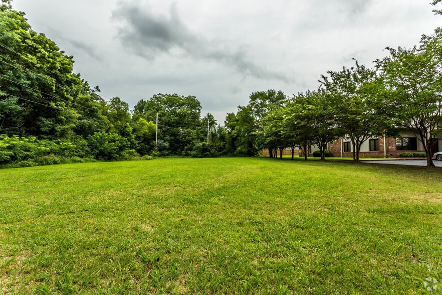 354 Distribution Pky, Collierville, TN à vendre - Photo principale – Image 1 sur 2