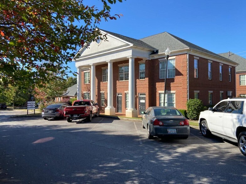 3440 Blue Springs Rd, Kennesaw, GA à vendre - Photo principale – Image 1 sur 17