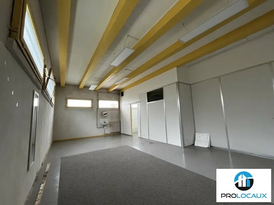 Bureau dans Gouvieux à louer Photo intérieure– Image 1 sur 9