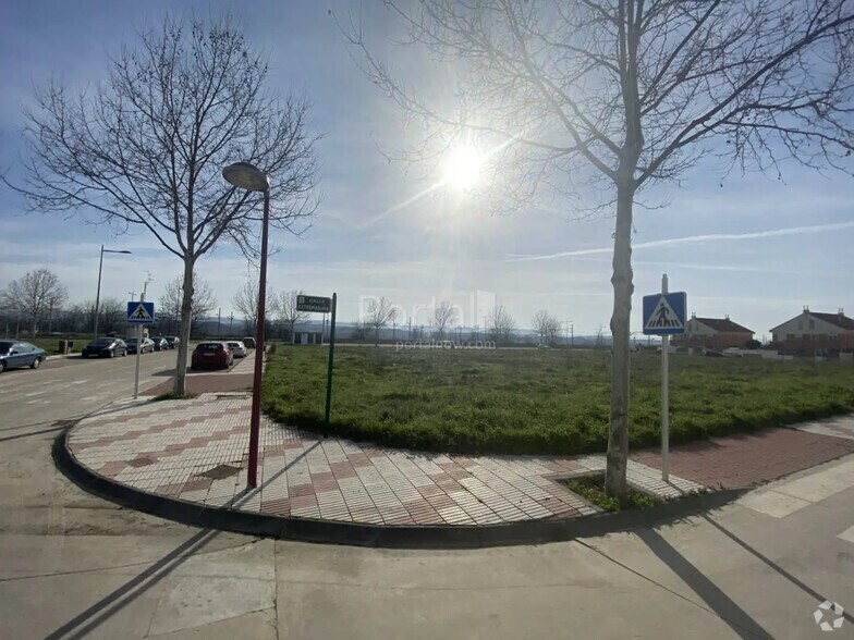 Terrain dans Yunquera de Henares, Guadalajara à vendre - Photo de l’immeuble – Image 2 sur 5