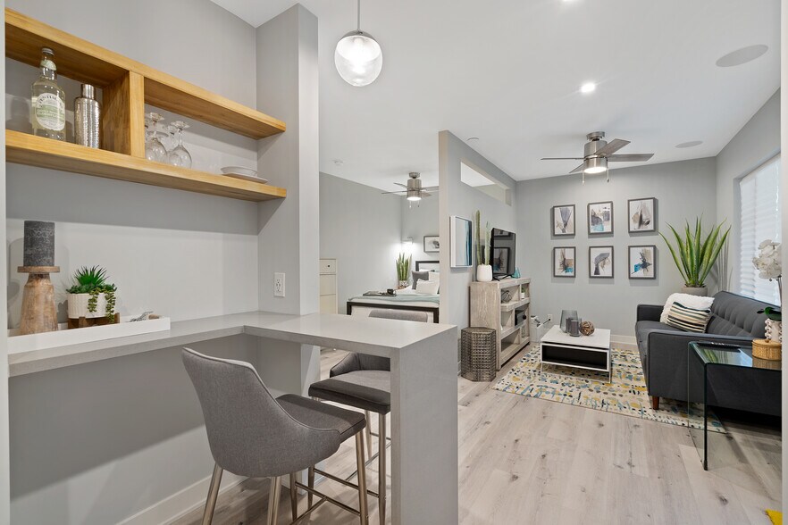 14724 Inglewood Ave, Lawndale, CA à vendre - Photo de l’immeuble – Image 2 sur 23