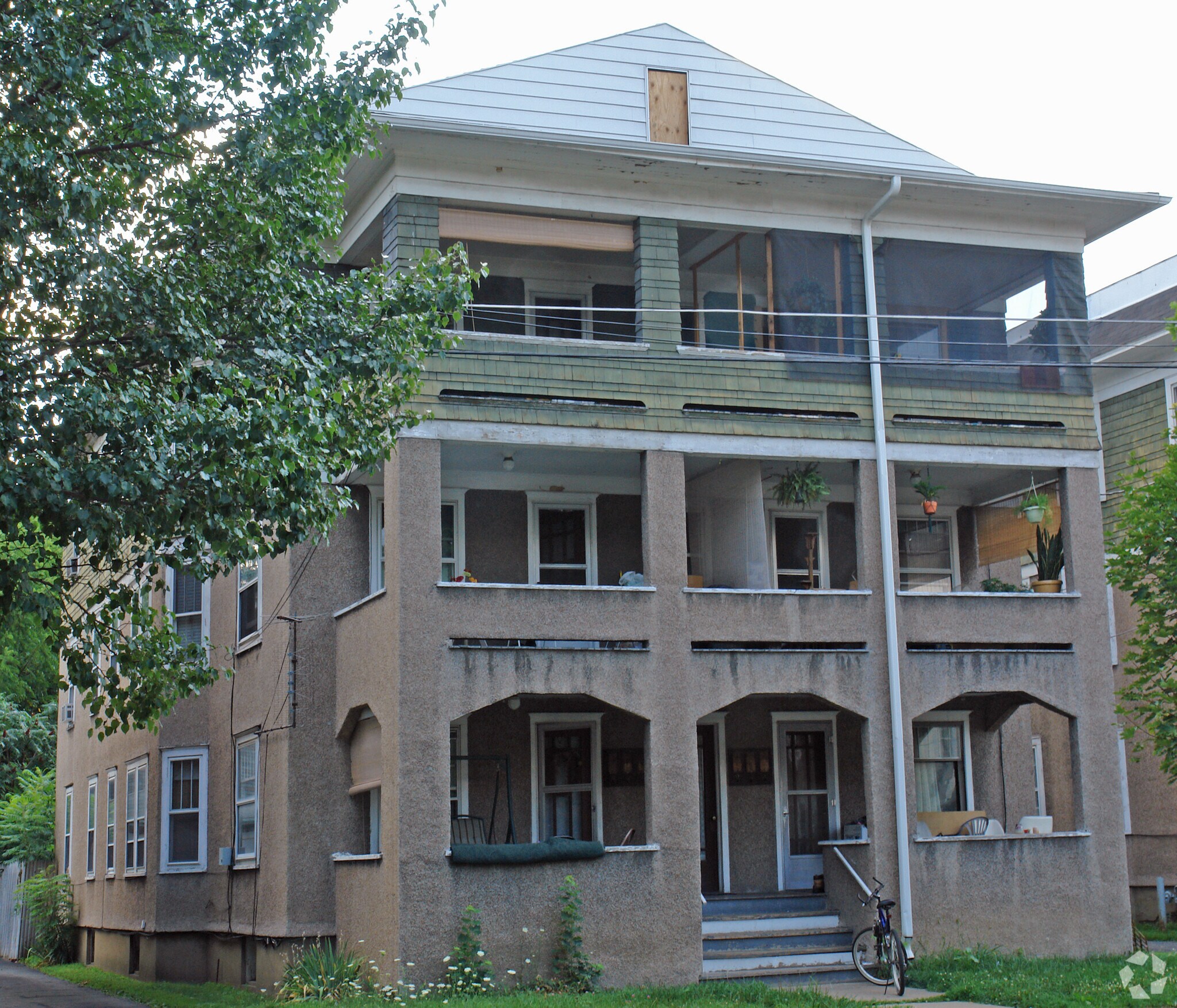 410 Roosevelt Ave, Endicott, NY à vendre Photo principale– Image 1 sur 1