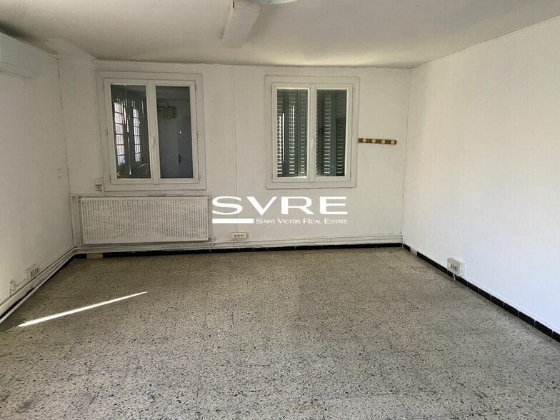 Bureau dans Aubagne à louer - Photo intérieure – Image 2 sur 4