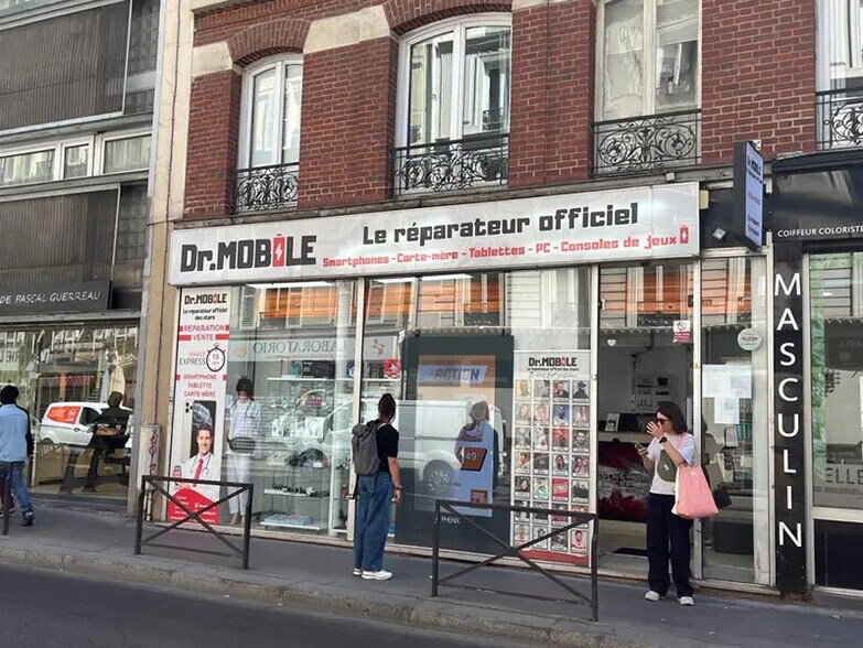 22 Rue Guy Môquet, Paris à louer - Photo de l’immeuble – Image 2 sur 2