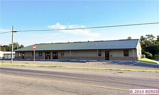 Plus de détails pour 918 W Choctaw St, Tahlequah, OK - Bureau à louer