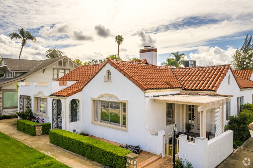 932 E Chapman Ave, Orange, CA à vendre - Photo principale – Image 1 sur 23