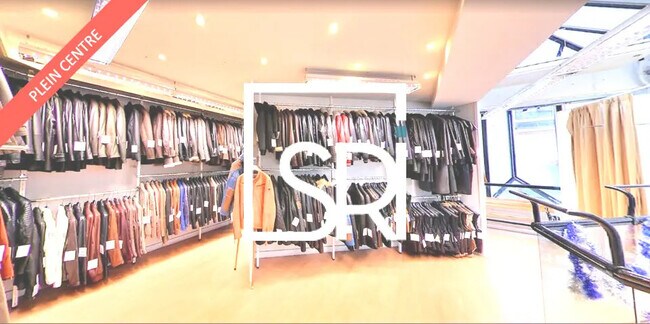 Plus de détails pour Local commercial à vendre