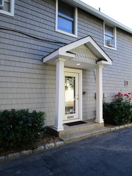 417 Main St, Islip, NY à louer - Autre – Image 3 sur 8