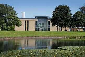 Plus de détails pour Chesterford Park, Little Chesterford - Bureau à louer