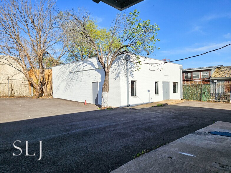 1100 S Akard St, Dallas, TX à louer - Photo de l’immeuble – Image 3 sur 12