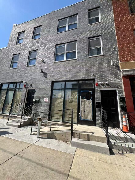405 Girard St, Philadelphia, PA à louer - Photo principale – Image 1 sur 3