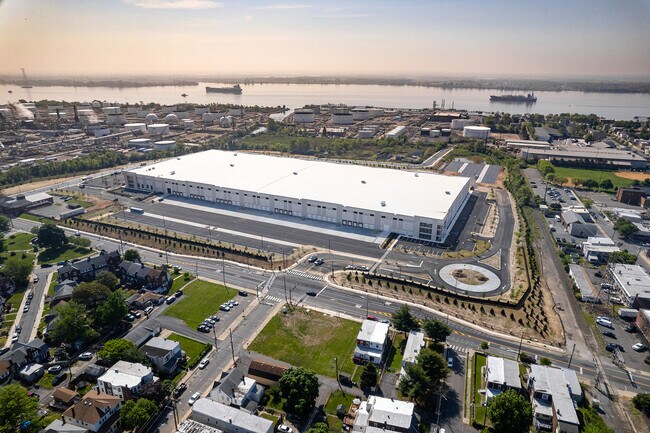 Plus de détails pour 601 E 10th St, Marcus Hook, PA - Industriel/Logistique à louer