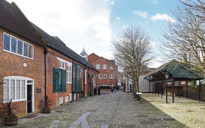 Draymans Ln, Marlow à louer - Photo de l’immeuble – Image 2 sur 17