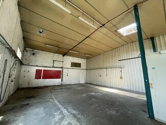 Plus de détails pour Local d'activités à louer